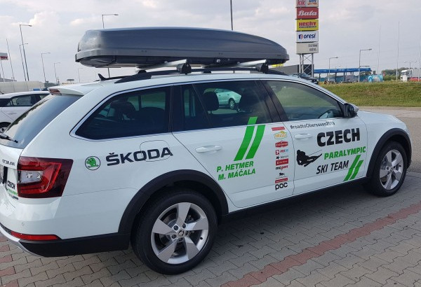 Další vůz pro handicapovaného lyžaře
