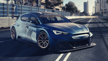 CUPRA se stala prvním vítězem závodu cestovních elektromobilů na světě.